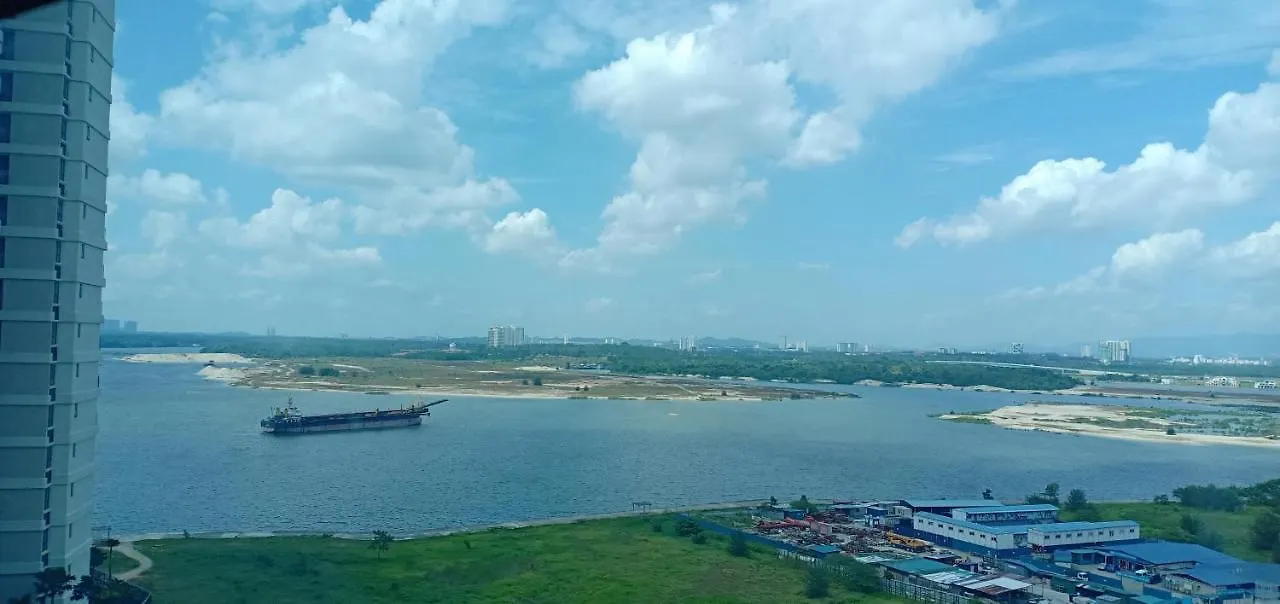 Wastone Suites@Country Garden Danga Bay 3*, Johor Bahru